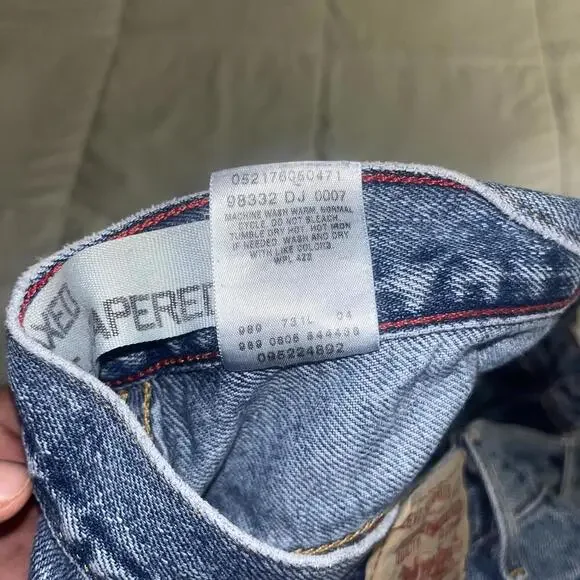 Vintage Levi's Relaxed Fit 550 Tapered Jeans Woman’s Size 20M Denim Jeans Pants - Picture 7 of 7